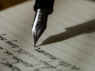 Writing with an filter-tip ink-pen
